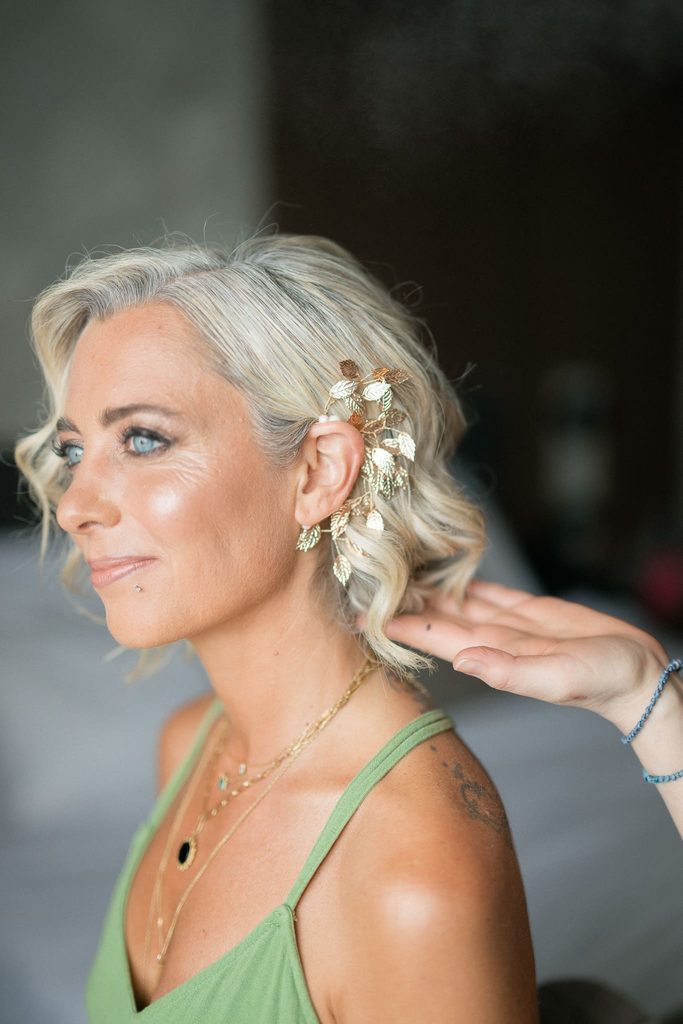 short hair wedding