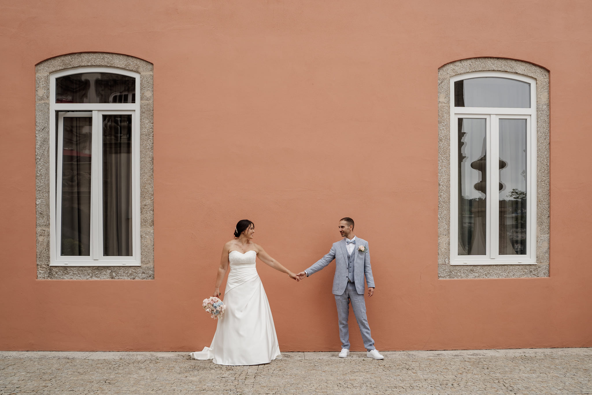 Cérémonie de mariage Porto Portugal mariés décor destination wedding