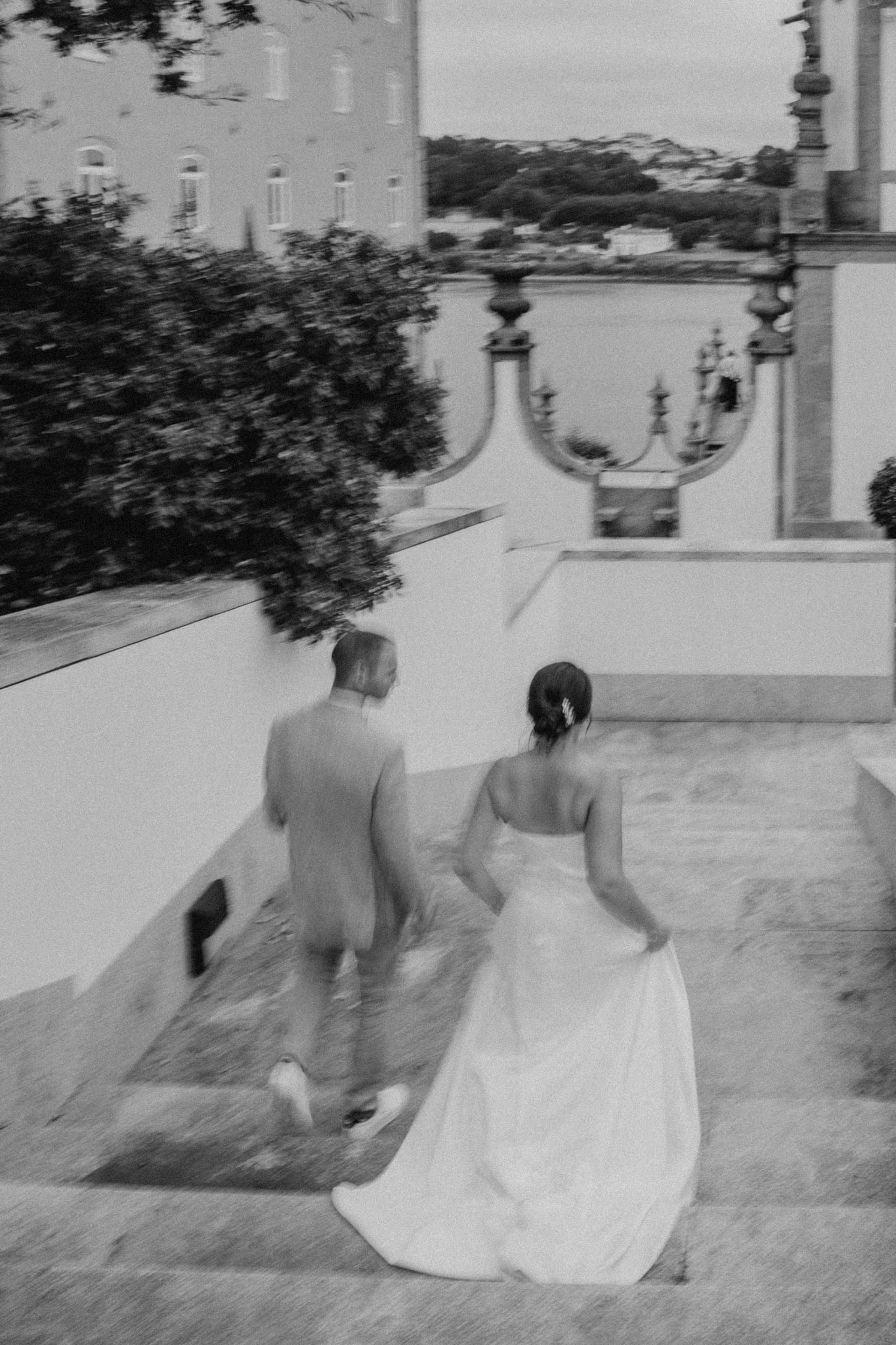 Se marier à l’étranger destination wedding couple mariés cérémonie romantique