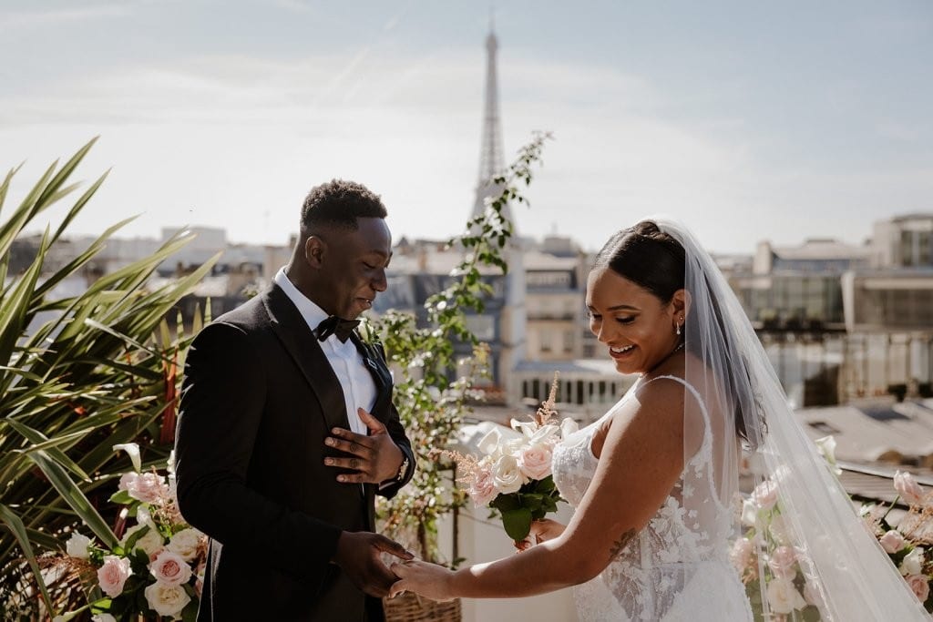 Couple eloping in Paris with Eiffel Tower view, romantic ceremony planned by Ceremonize