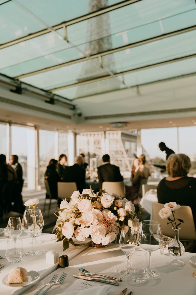 table élégante pour mariage intimiste